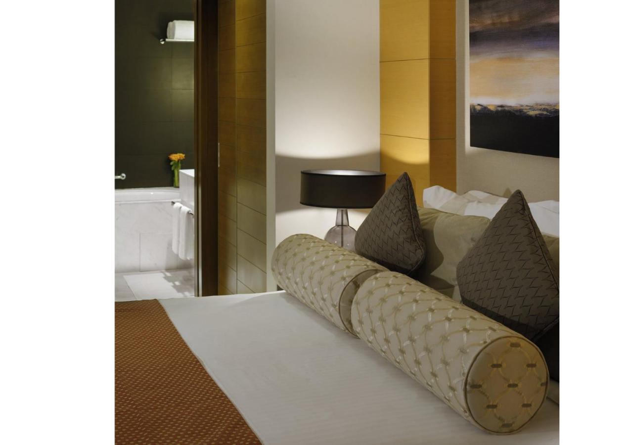 Address Dubai Mall Apartments By Qstay Экстерьер фото